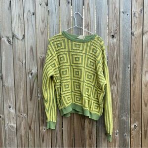 Green & Yellow spiral pullover sweater